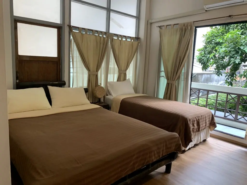 Air-Con Twin at Lamphu House Bangkok